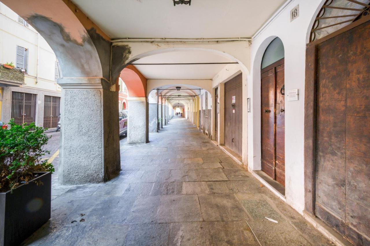 Appartamento Parma Portici Antichi Monolocale A 5 Min Dal Duomo Esterno foto